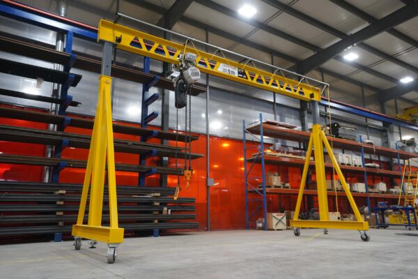 Ultralite Telescoping Gantry Crane (12' – 16' HUB Range) - Image 7