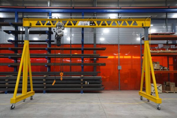 pwi-ultralite-telescoping-ganty-crane-4